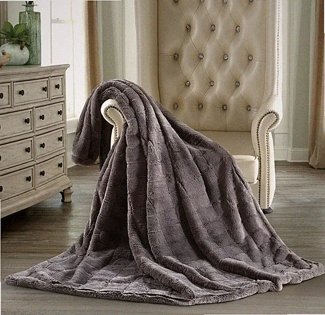 Member's Mark, 60" x 70" Oversized Faux Fur Throw Soft Blanket (Choose Pattern)